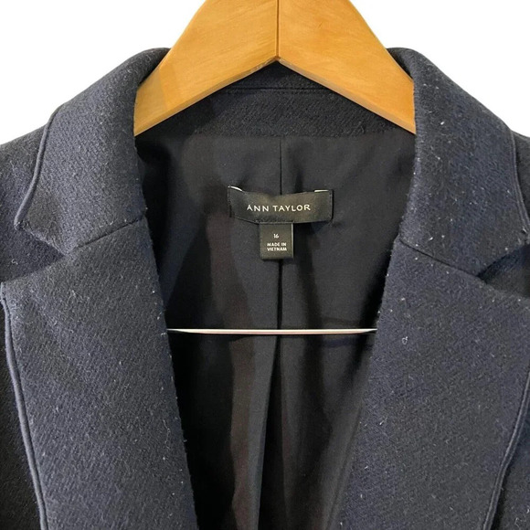 Ann Taylor Navy Blue Blazer Jacket Plus Size 16 Wool Cotton Blend Career Winter - Picture 3 of 8